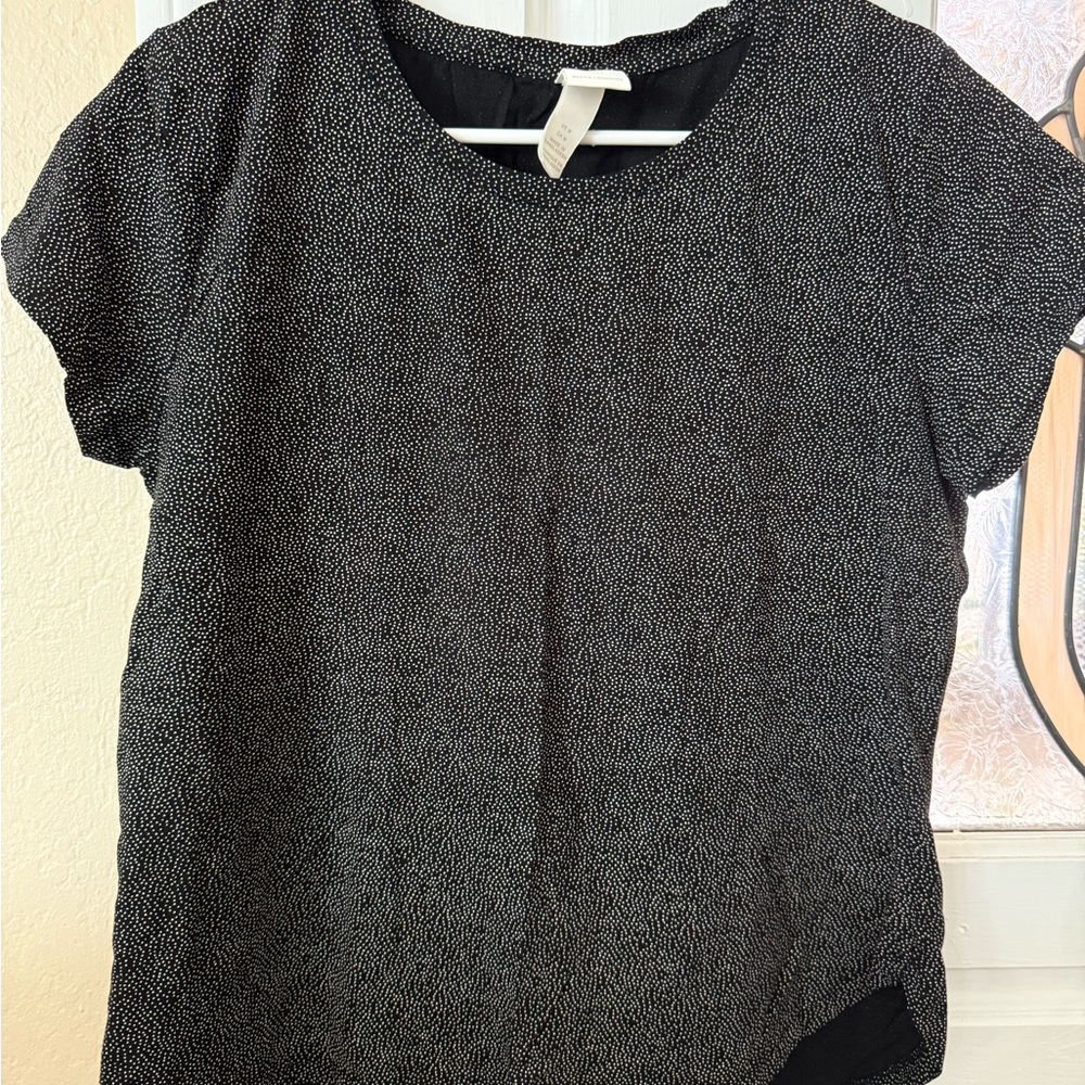 H&M Black and White Short Sleeve Top
